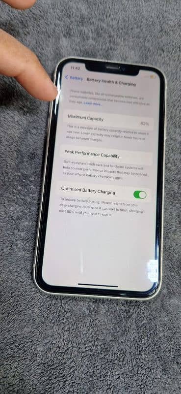 iphone 11 use 10/8 non pTA 2