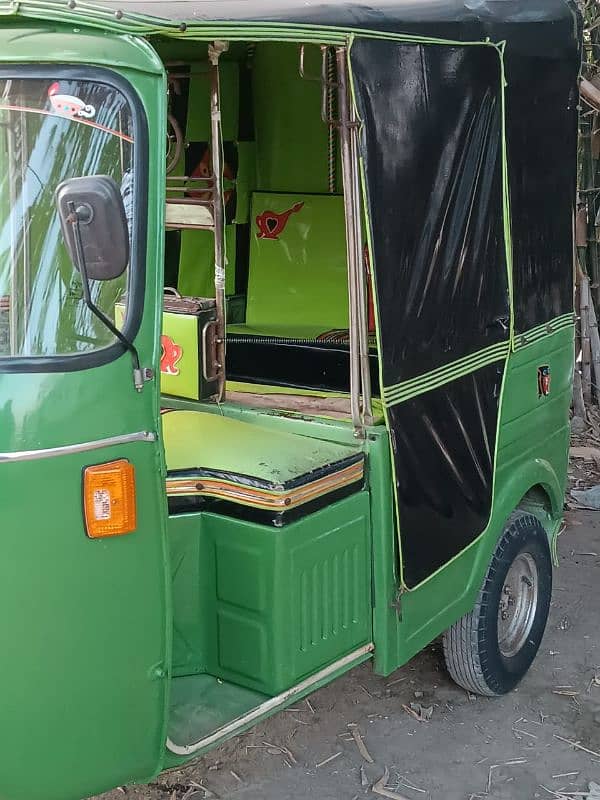 new auto rickshaw 1