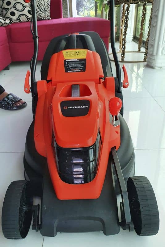 ELECTRIC LAWN MOWER MACHINE , GRASS CUTTING MACHINE 3