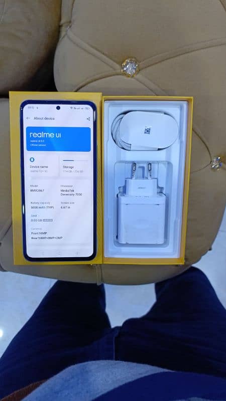 Realme 12+ plus 5G (256/8GB)Ram with complete box for sale 12