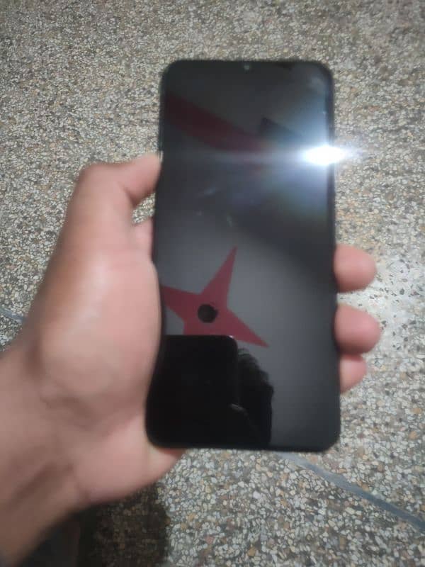 vivo y33s 8/128 full ok 10/9 condition 9