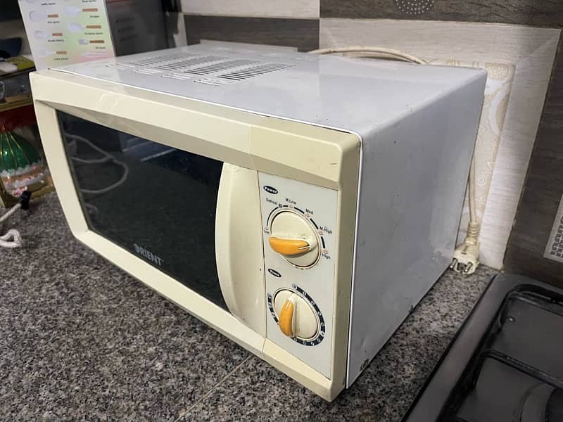 Orient Microwave Oven 4