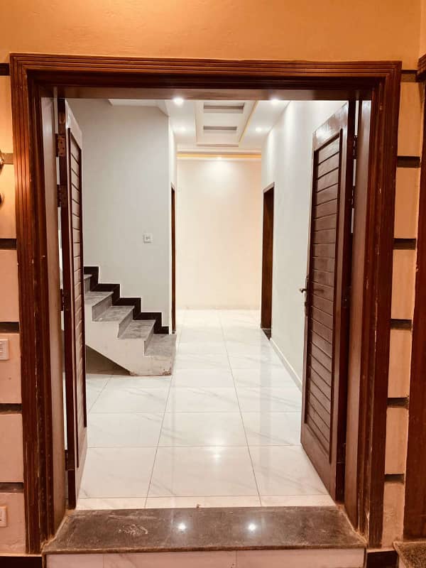 10 Marla House Available For Rent. In Engineers Co-operative Housing Society D-18 Islamabad. 1