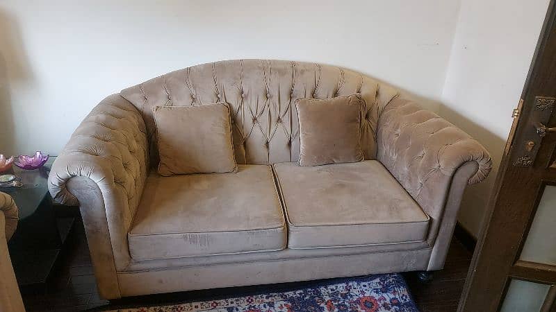 5 seater sofa set slightly used 2