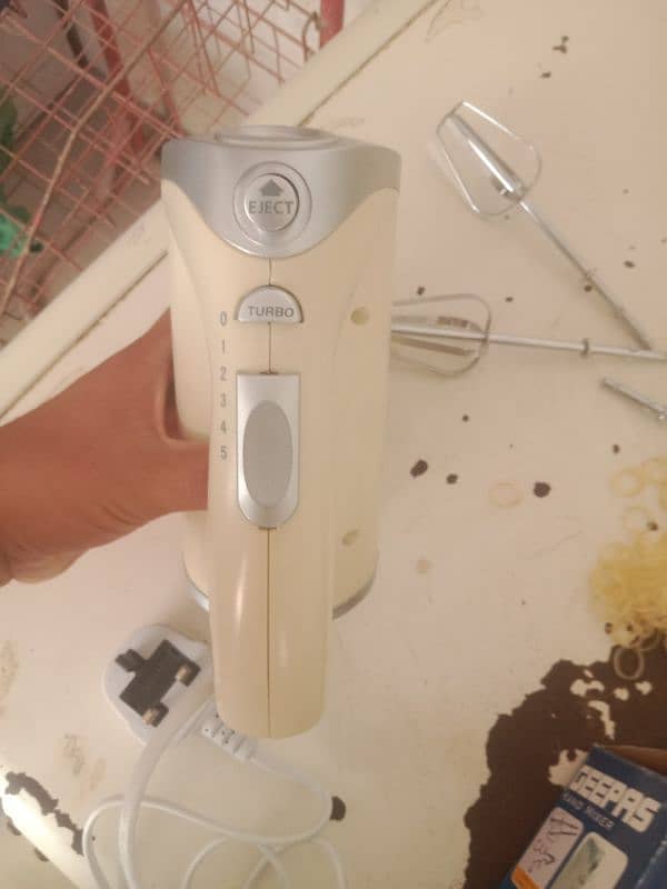 hand mixer geepas ghm5003 2