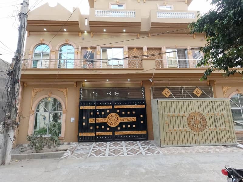 Prime Location 5 Marla House Is Available In Shadab Garden 0