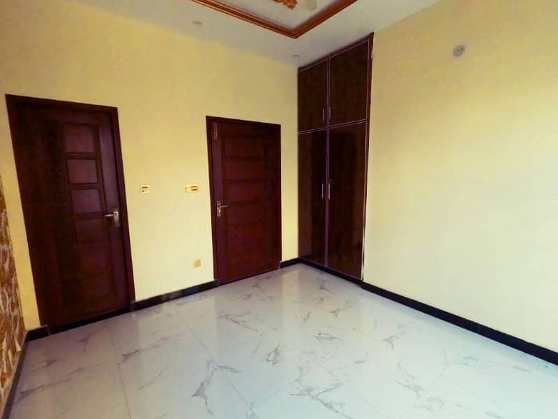 Prime Location 5 Marla House Is Available In Shadab Garden 29