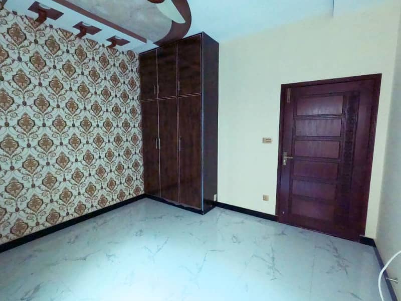 Prime Location 5 Marla House Is Available In Shadab Garden 39