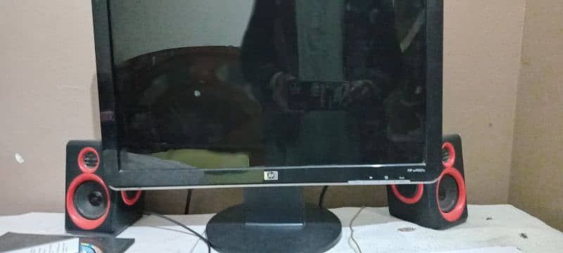 LCD MONITOR 1