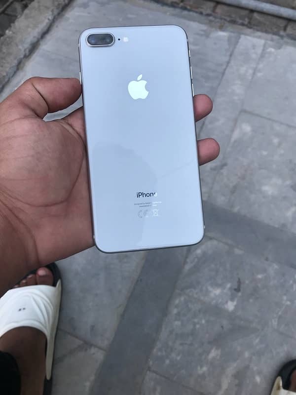 i phone 8+ 64gb 2