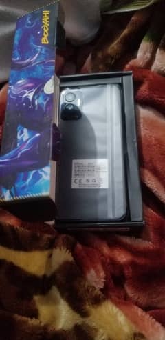 I am selling my infinix hot 12 6.128 lash condition