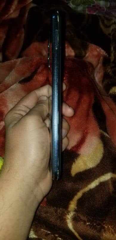 I am selling my infinix hot 12 6.128 lash condition 15