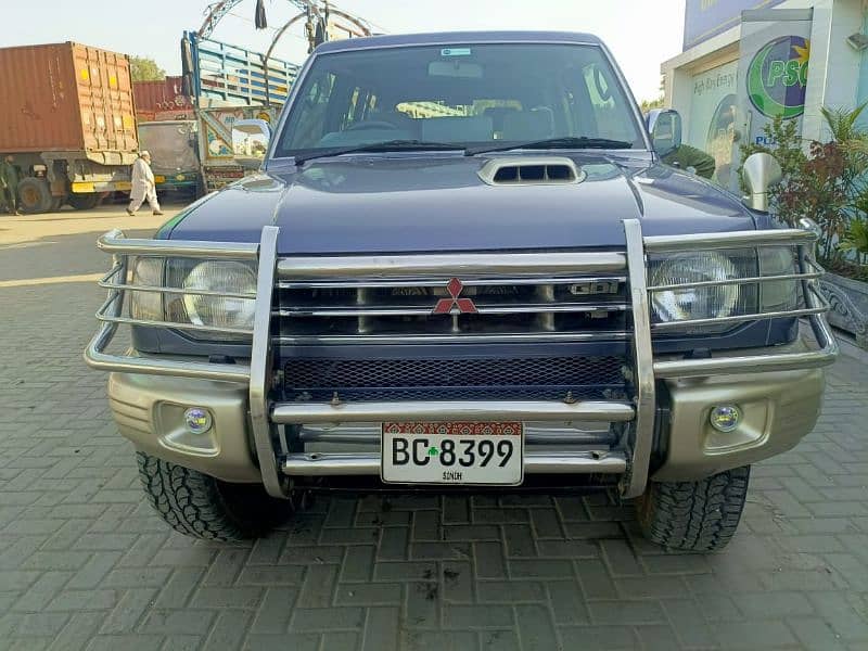 Mitsubishi Pajero 1997 6