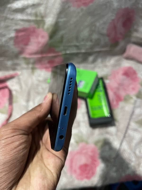 infinix Hot 20i 4