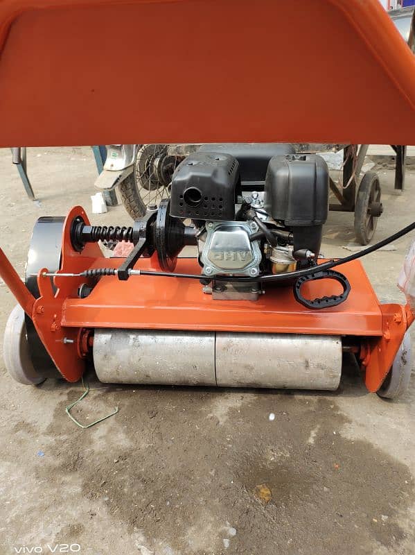 GRASS CUTTER MACHINE , LAWN MOWER MACHINE 3