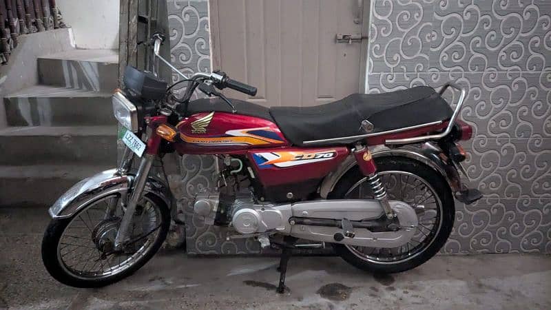 Honda CD 70 2005 model biometric available home used bike 1