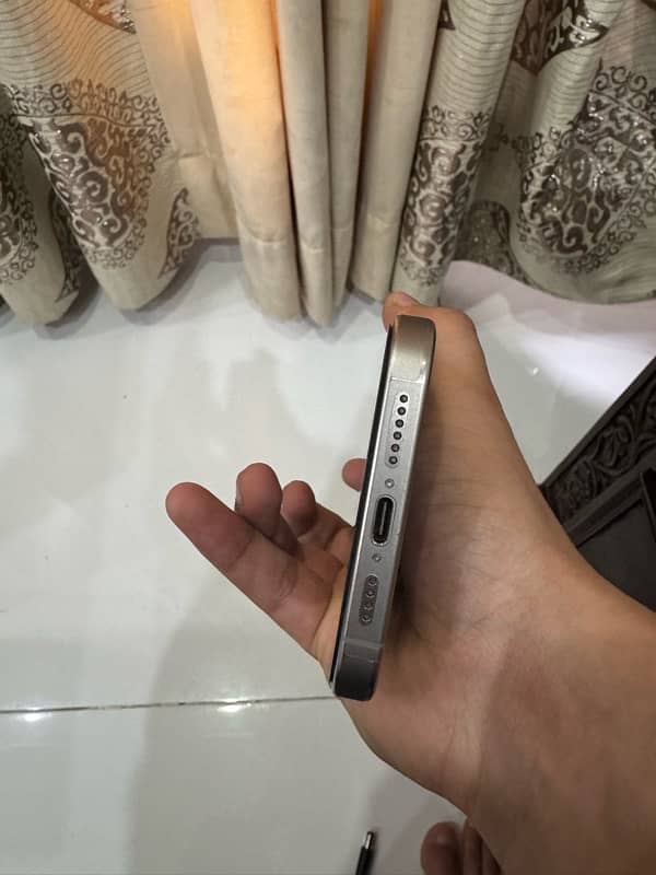 15 pro max 512gb Natural Titanium 1