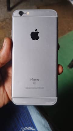 I phone 6s 32gb  battery 100% 03701421390