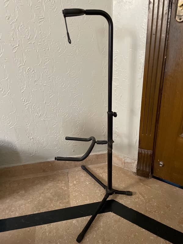 Guitar Floor Stand 1