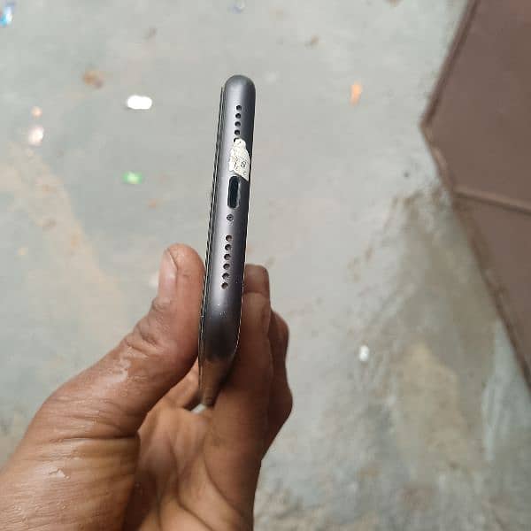 iPhone11 condition 10by10,non pta 2