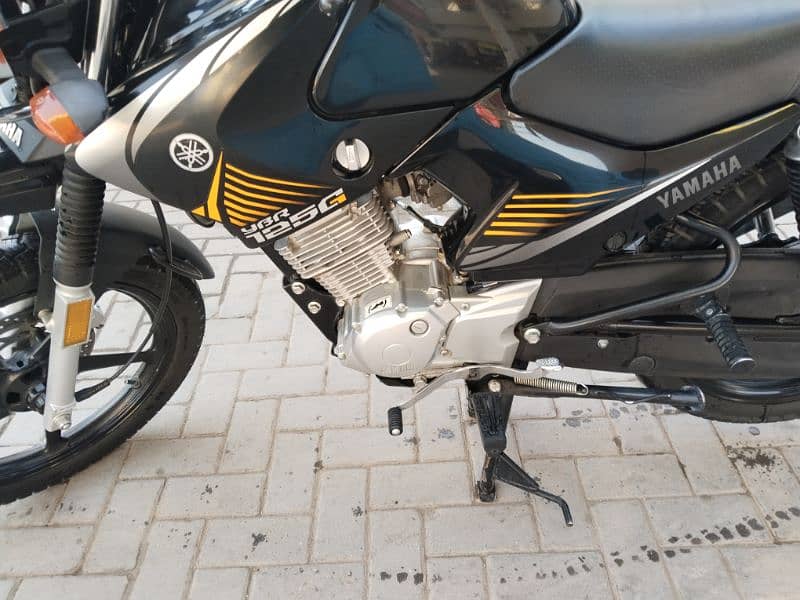 Yamaha Ybr G 2025 model Islamabad number lush condition 1