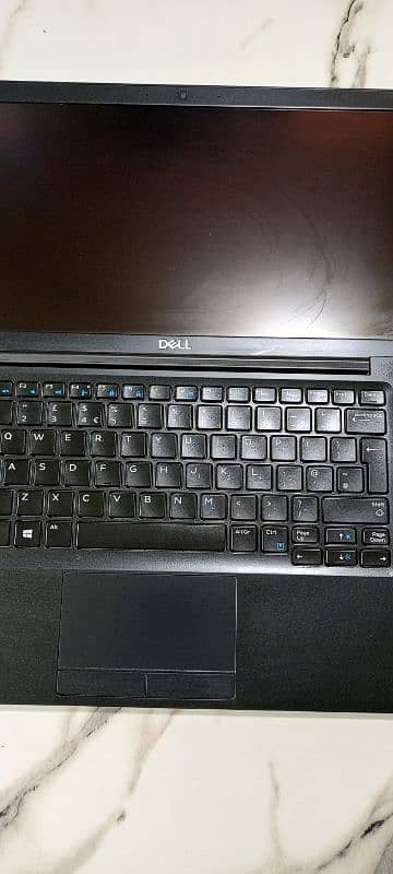 i5 8th generation 8gb 256 keyboard light 2