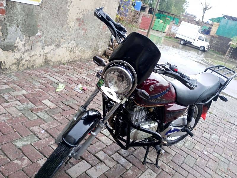 Suzuki gs 150cc 1