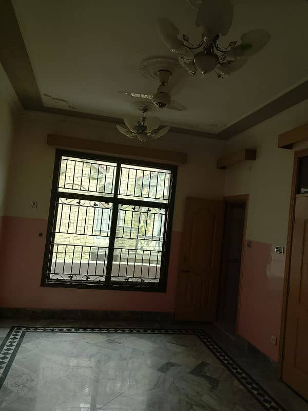 5Marla first flour with gas for rent Ghauri town phase 5 6