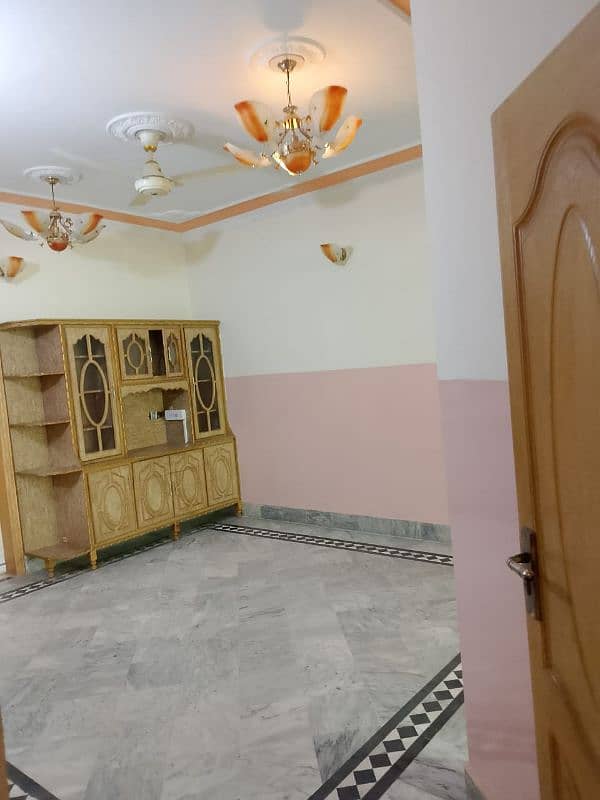 5Marla first flour with gas for rent Ghauri town phase 5 9