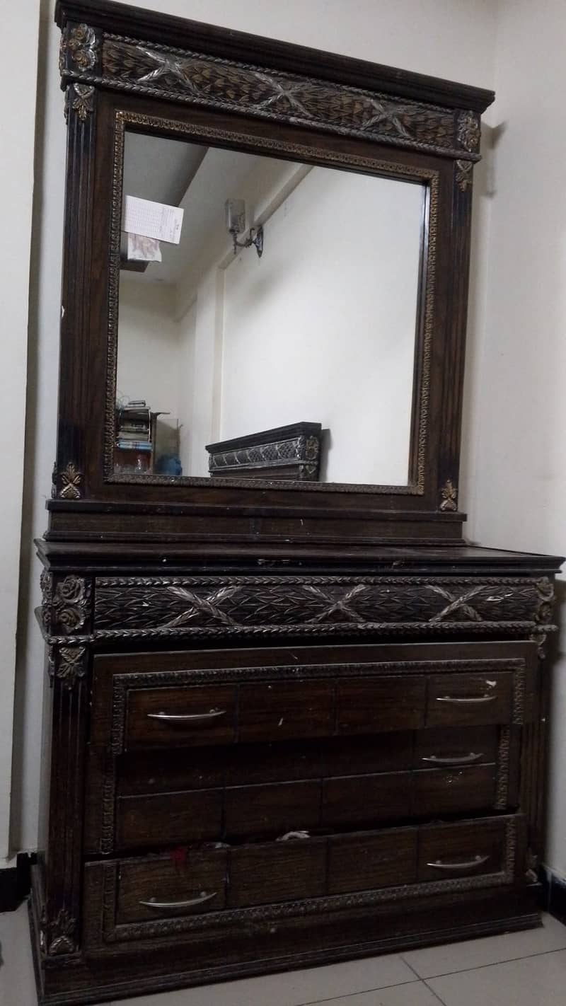 Dressing table for sale 0