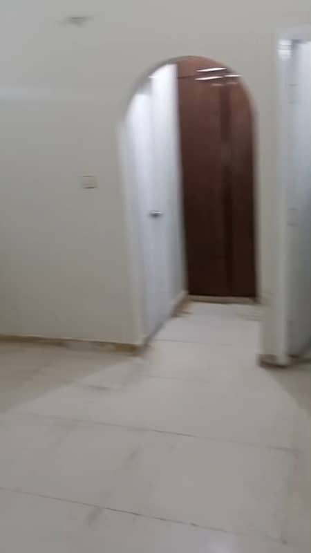 Ground 120 yd brand new portion 2 bed dd available in gulshan e iqbal block 6 10