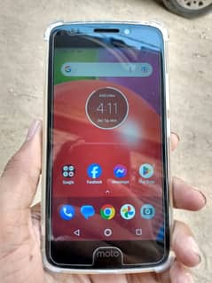 moto e4