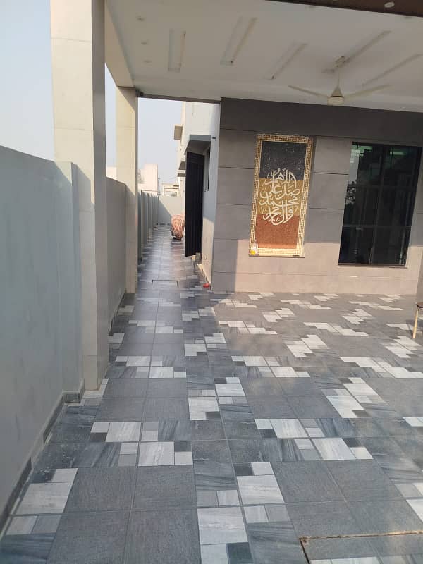 Luxury Living! Brand New 1 Kanal House for Rent in DHA Phase 6 12