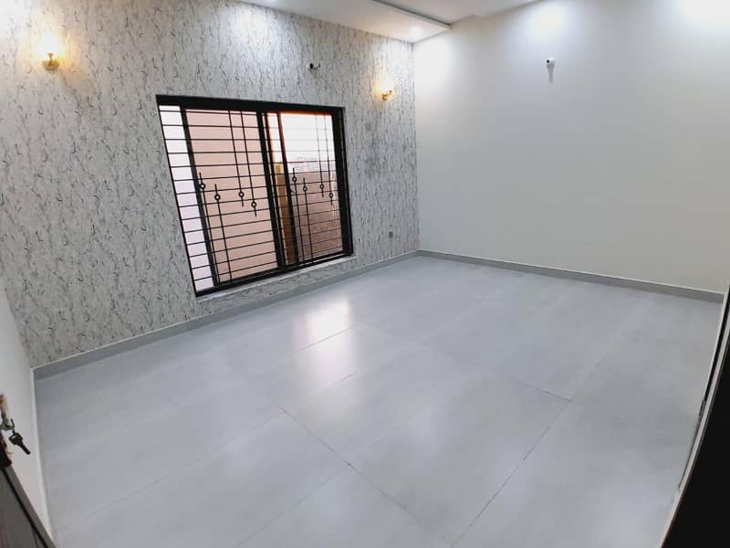 10 MARLA LOWER PORTION AVAILABLE FOR RENT IN WAPDA TOWN PHASE 1 13