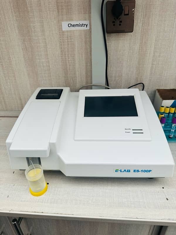 Laboratory  machine haematology analyzer BACKMAN COULTER ACT Diff 1 6