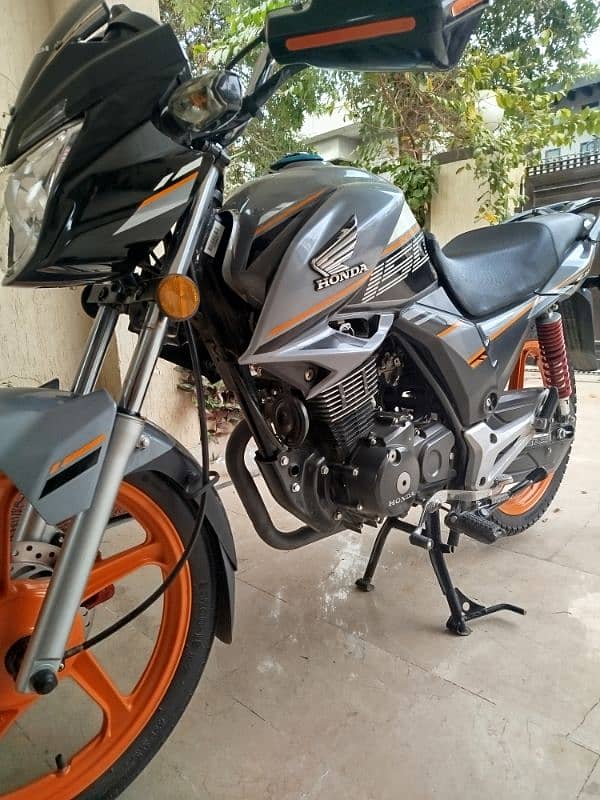 Honda CB 150F | Model 2022 | Urgent Sale | Total Geniune 3