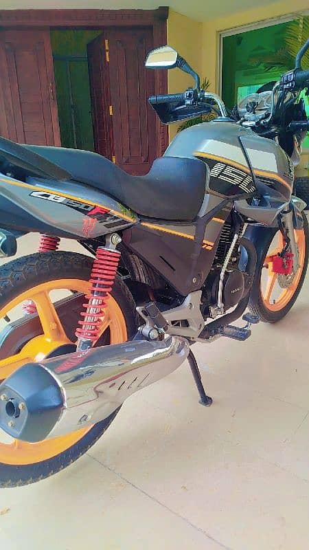 Honda CB 150F | Model 2022 | Urgent Sale | Total Geniune 4