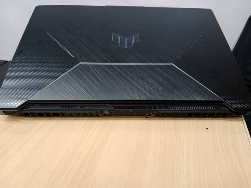 Asus TUF Gaming A17 8