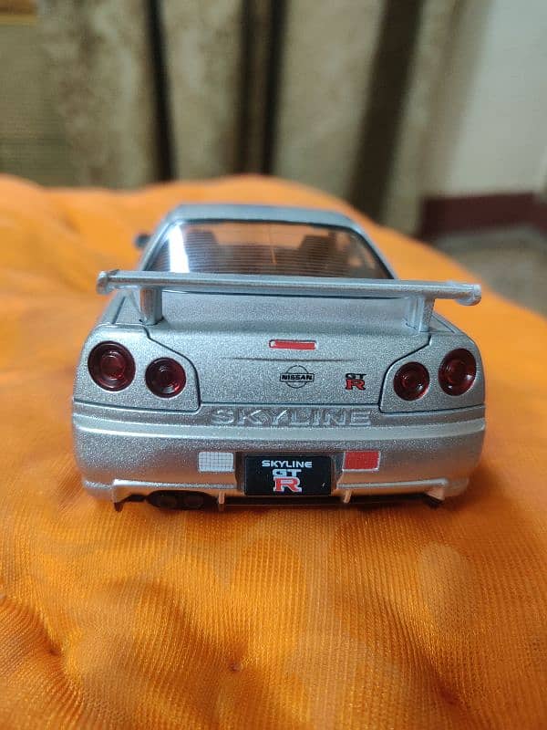 Nissan Skyline gtr34   modal 124 2