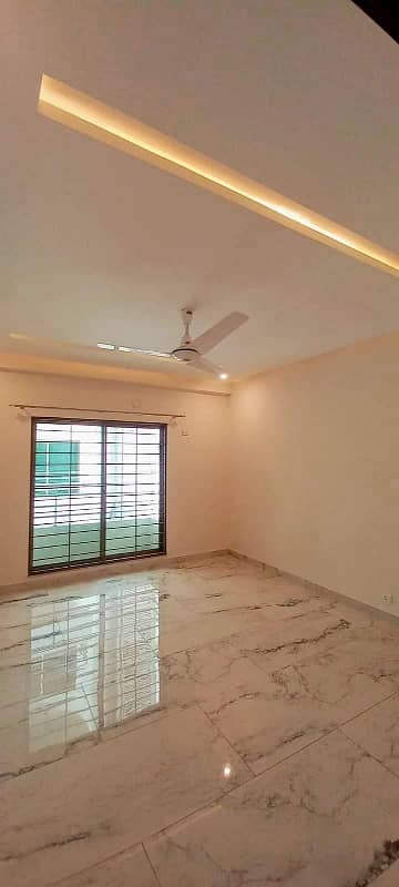 Brand New Apartment Available For Sale In Askari 11 Sec-D Lahore 4