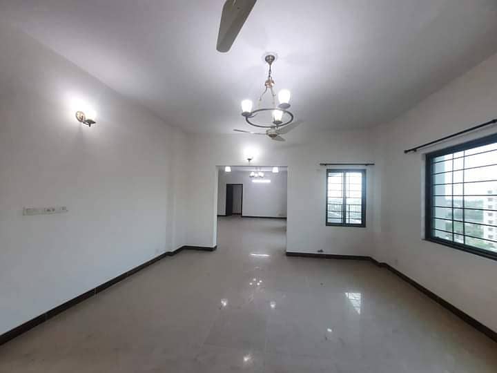 Apartment For Sale In Askari 11 Sector B Lahore 4