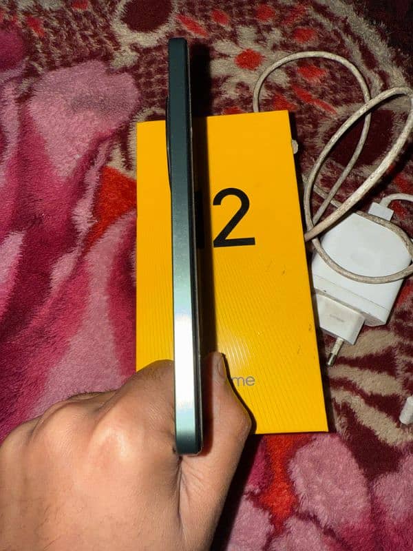 realme 12 2