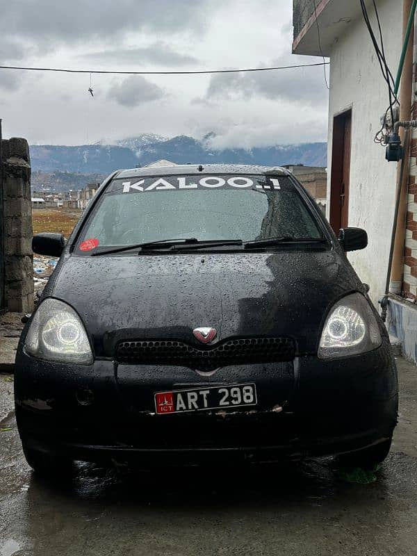 Toyota Vitz 2001 0