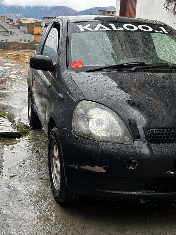 Toyota Vitz 2001 2