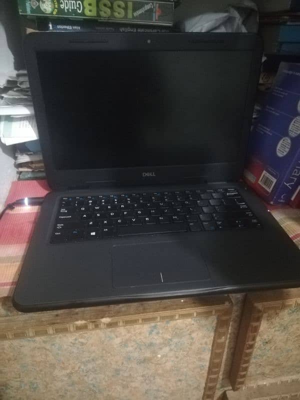 Dell Latitude 3300 6