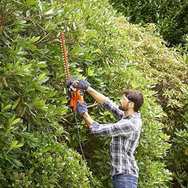 HEDGE TRIMMER MACHINE , BAR CUTTER MACHINE , PRUNER MACHINE 0