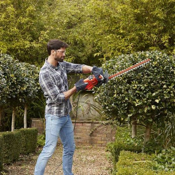 HEDGE TRIMMER MACHINE , BAR CUTTER MACHINE , PRUNER MACHINE 2