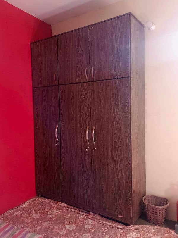 Almari 3 door with cabinet style wardrobe, 1