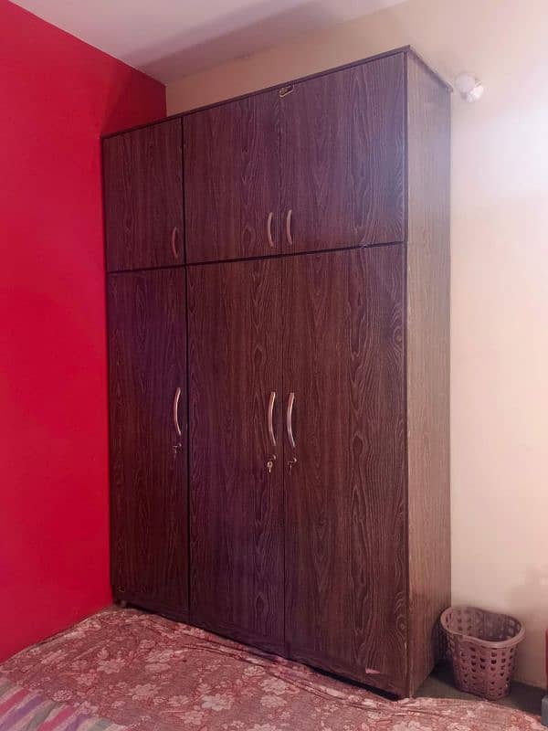 Almari 3 door with cabinet style wardrobe, 3