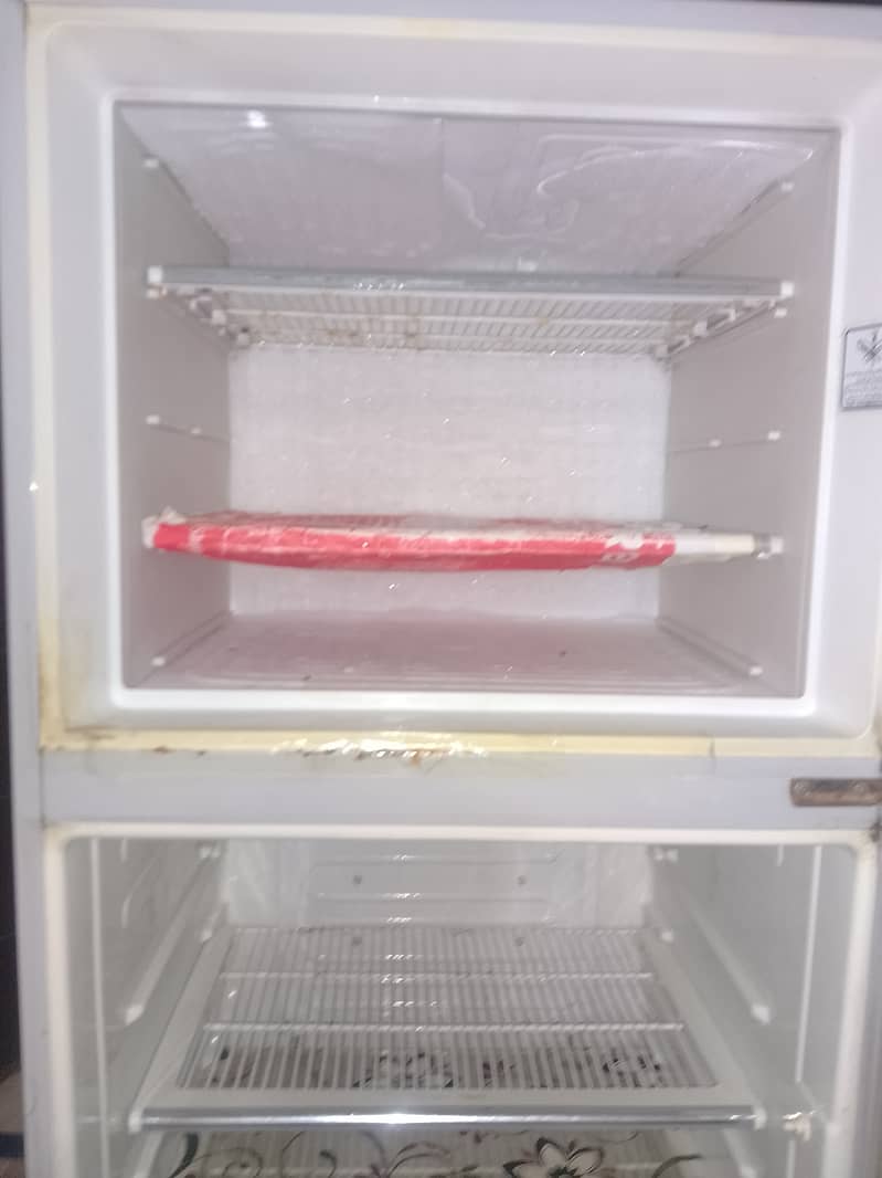 Dawlance Fridge for sale 4